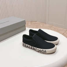 Balenciaga Low Shoes